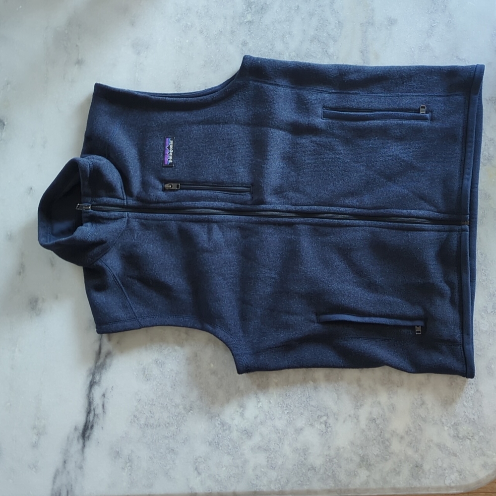 Patagonia men's better sweater vest.  Medium. In perfect condition.